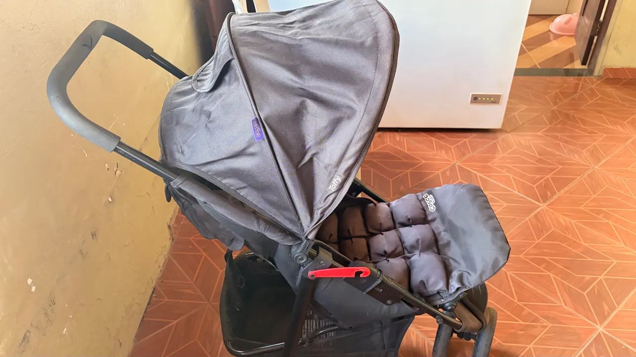 Carrinho de bebê  - Foto 2