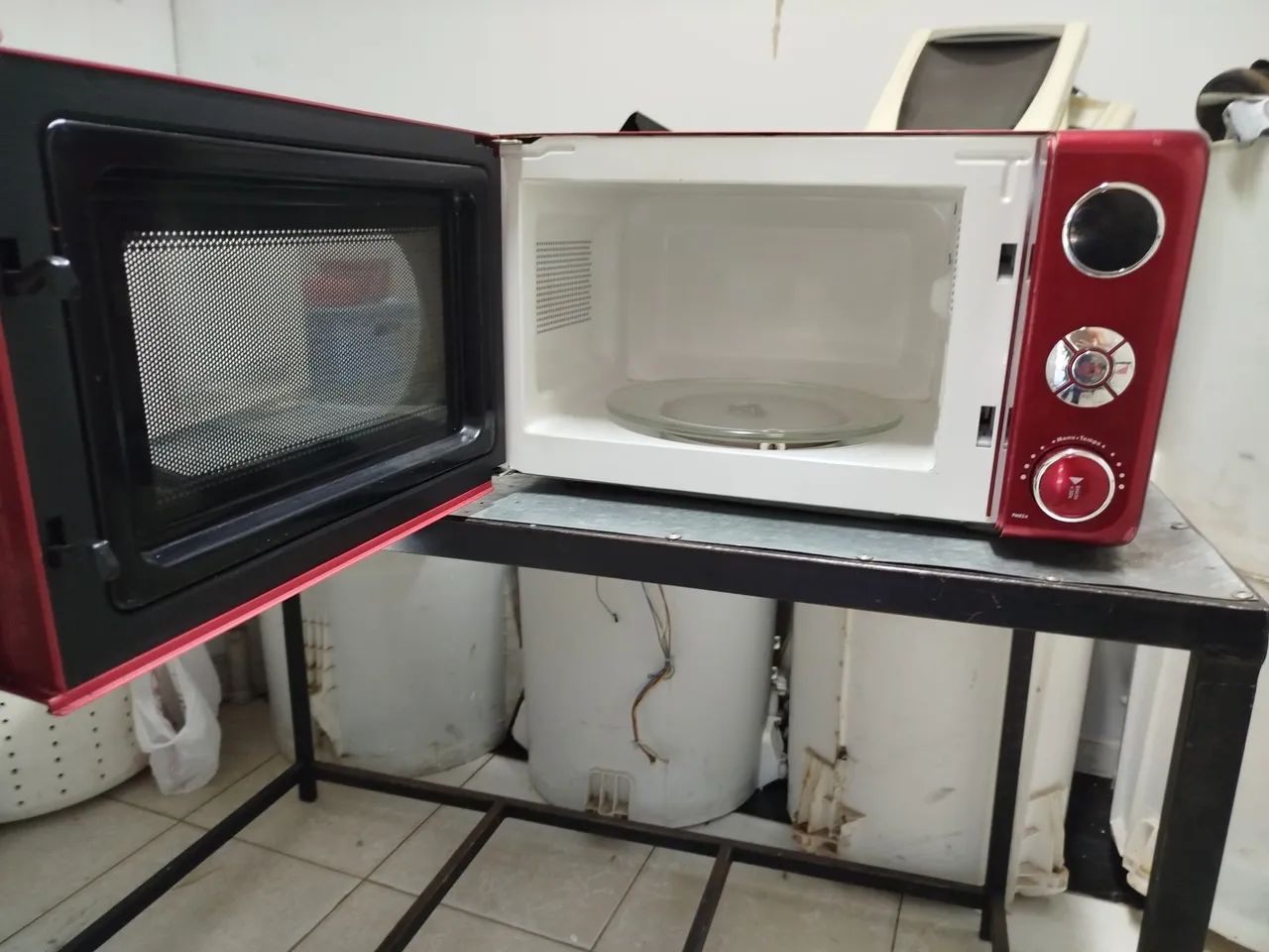 Microondas Philco vermelho 20 litros  - Foto 2