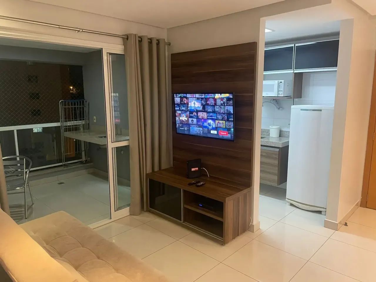 Flat com 1 quarto para alugar 45mts mobiliado, Setor Oeste, Goiânia - Foto 2