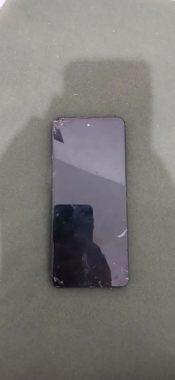 Celular moto g60 com defeito