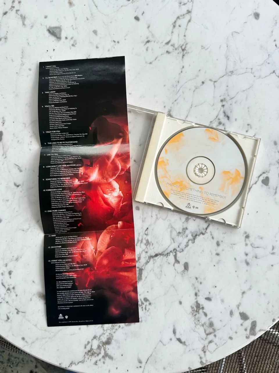 CD importado Madonna Something To Remember - Foto 4