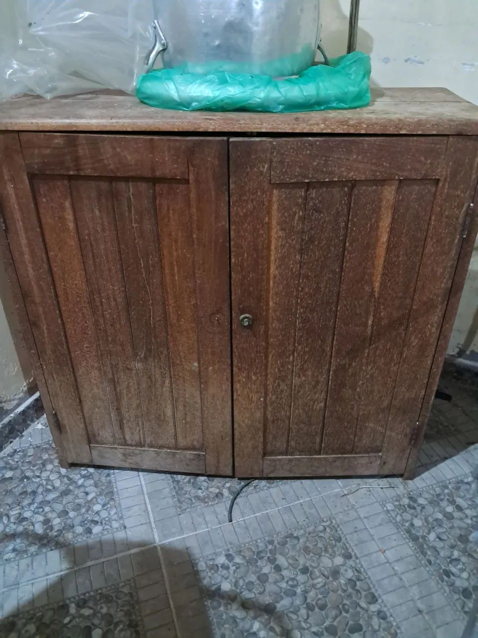 Vendo sapateira 