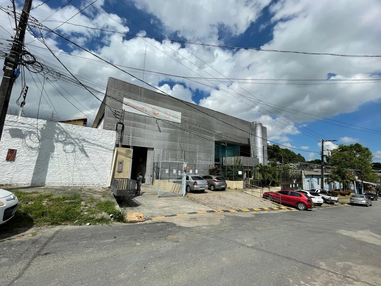 GALPÃO 1.500M² - PARQUE DAS LARANJEIRAS 