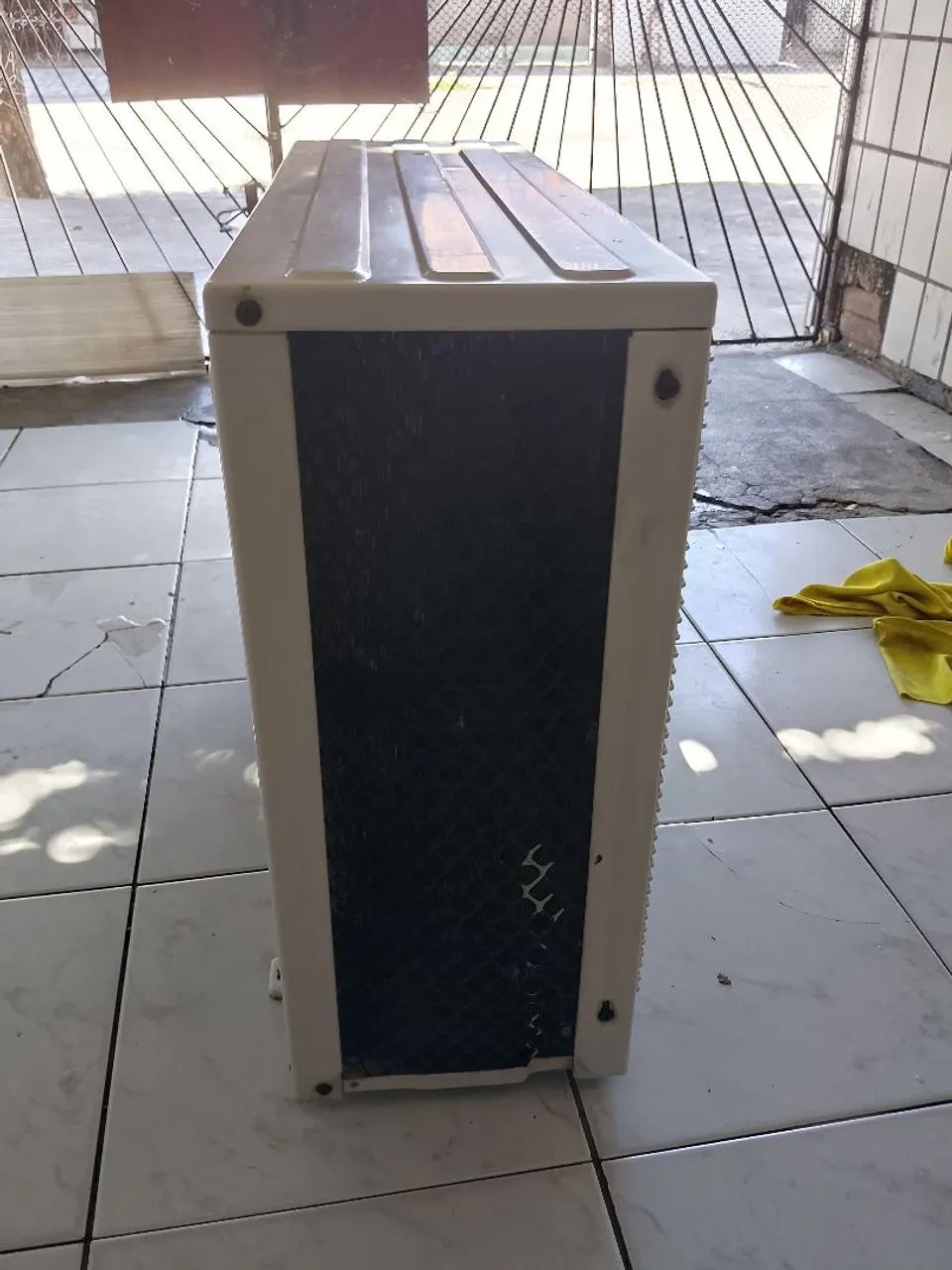Condensadora de 12 BTUs comfee - Foto 2