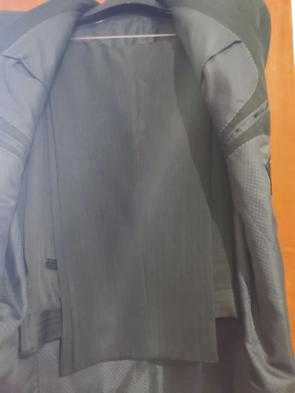 Vendo Terno PORTEGE PREMIUM, Cor Cinza. - Foto 4