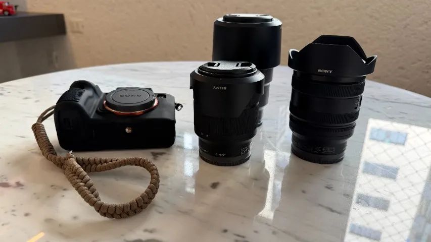 Câmera Sony Alpha A7 III - Foto 2