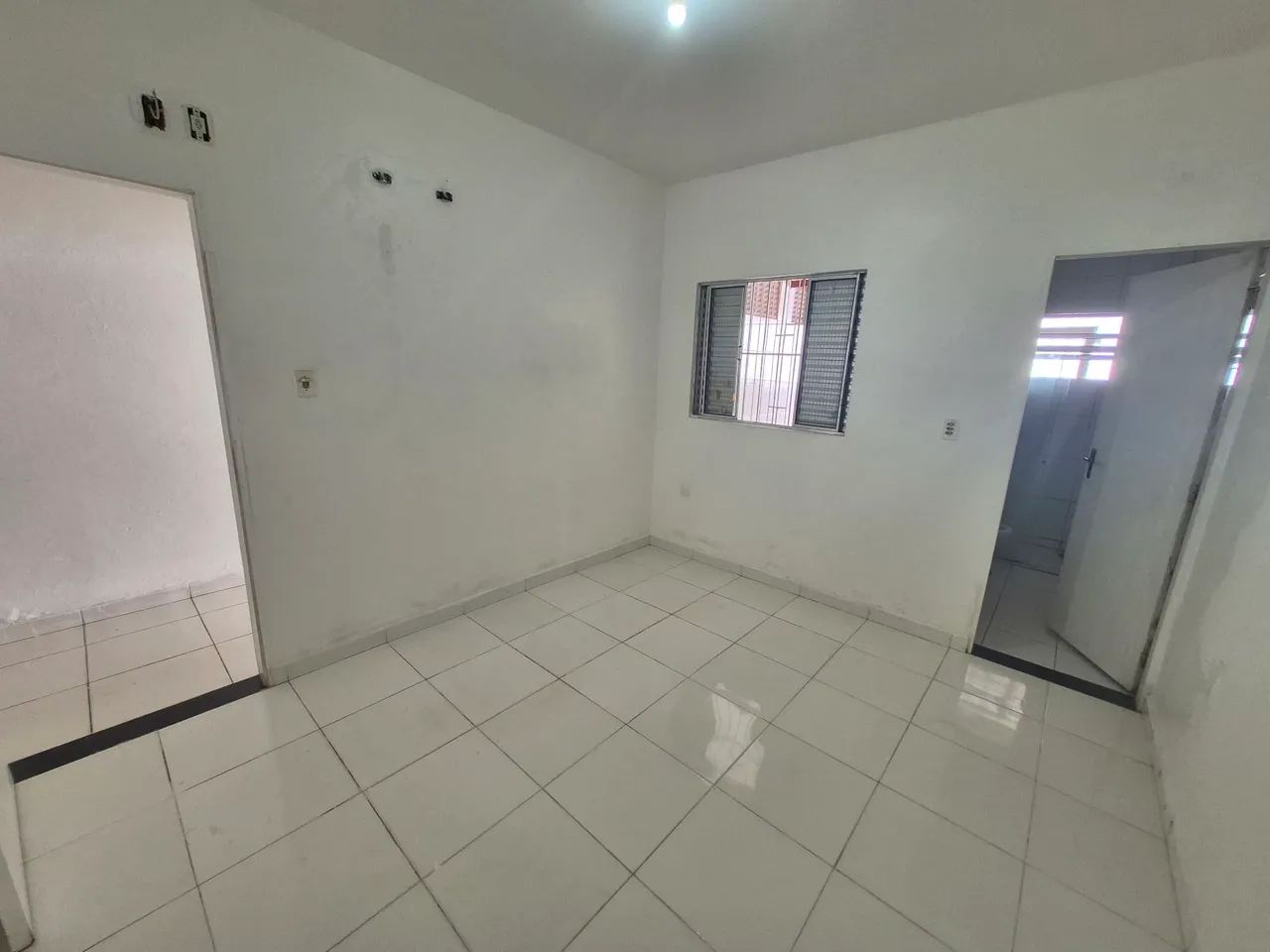 Aluga  Casa  na Praça  13 de Maio.  - Foto 4
