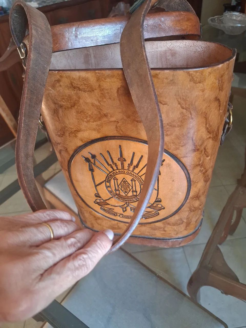 Bolsa de Couro Legítimo Artesanal - Nunca Usada