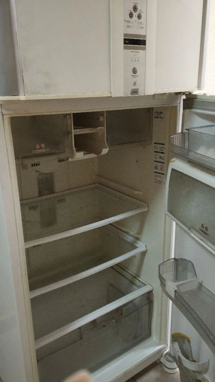 Vende-se geladeira Brastemp usada em perfeito estado  - Foto 2