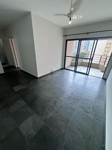 Apartamento com 2 quartos para alugar - Cambuí - Campinas/SP