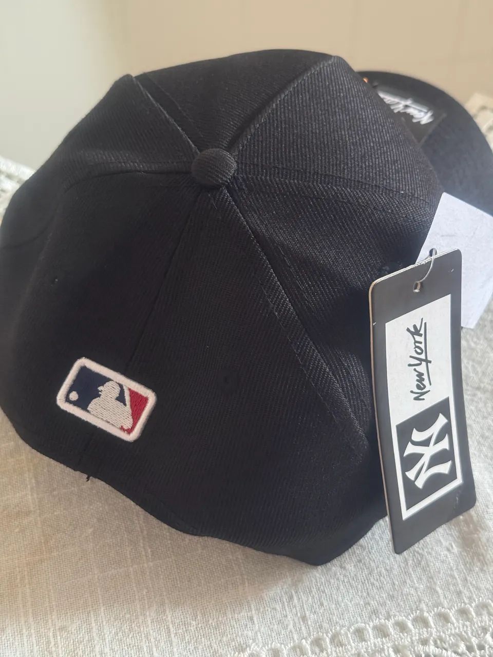 Boné preto e laranja  - Foto 3