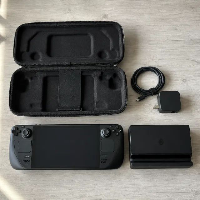 Steam Deck OLED 1TB Seminovo - Completo com Capa, Carregador e