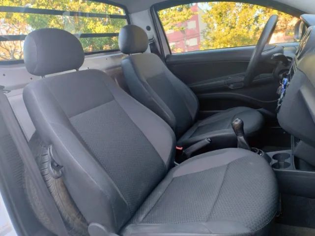 Volkswagen Saveiro Robust 1.6 Total Flex 8V 2018 - Foto 4