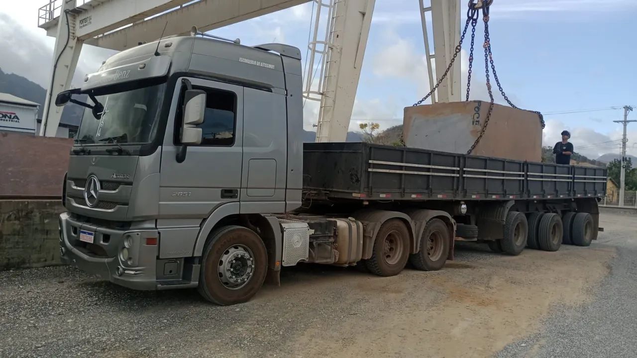 Actros 2651 carro trabalhando  - Foto 3