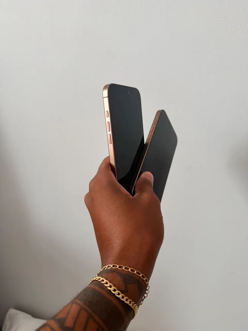Iphone 16 pro max  - Foto 3
