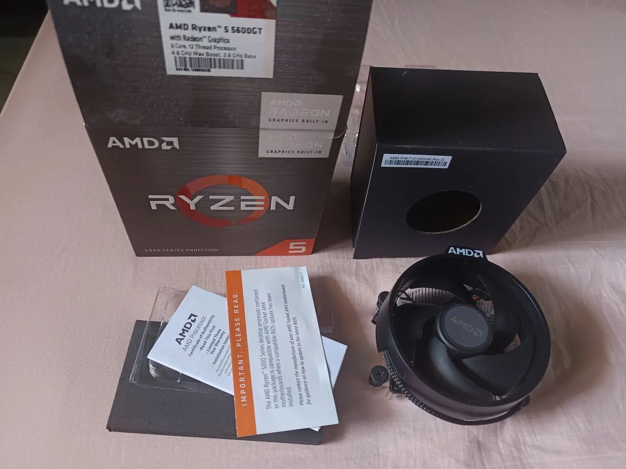 Caixa Box Ryzen 5600GT com Cooler AMD s/processador 