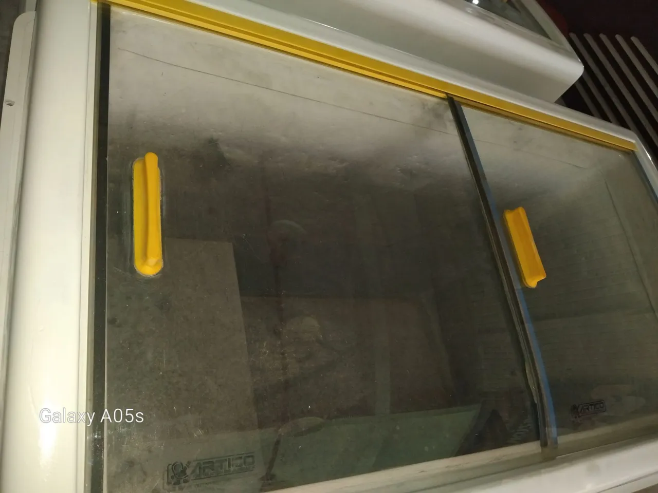 Freezer horizontal 220v 546 litros - Geladeiras e Freezers