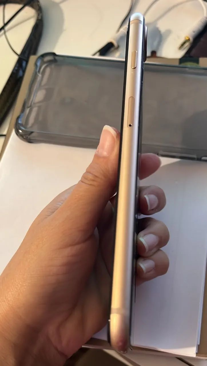 iPhone 8 Plus 256 GB para peças ou conserto - Foto 2