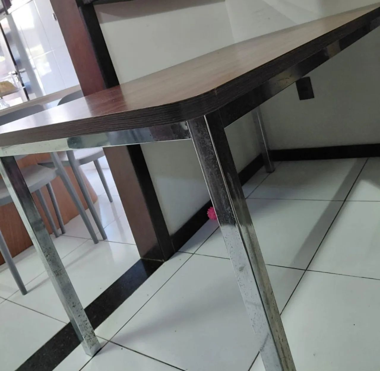 Mesa  pra vender, usado em estado de bom,Mesa 400,00 reais - Foto 2