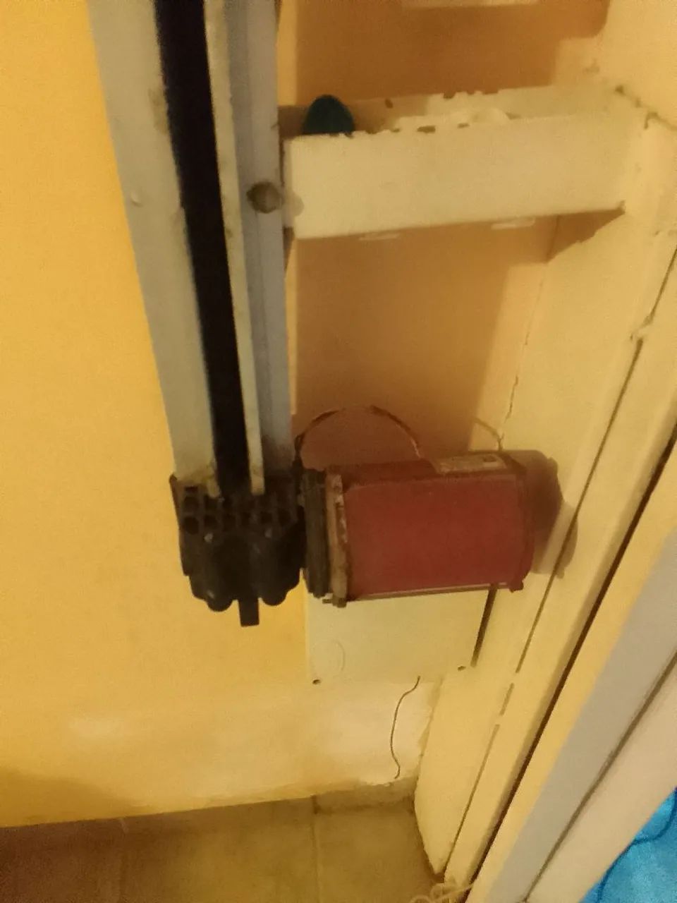 Portão eletrônico basculante - Foto 2
