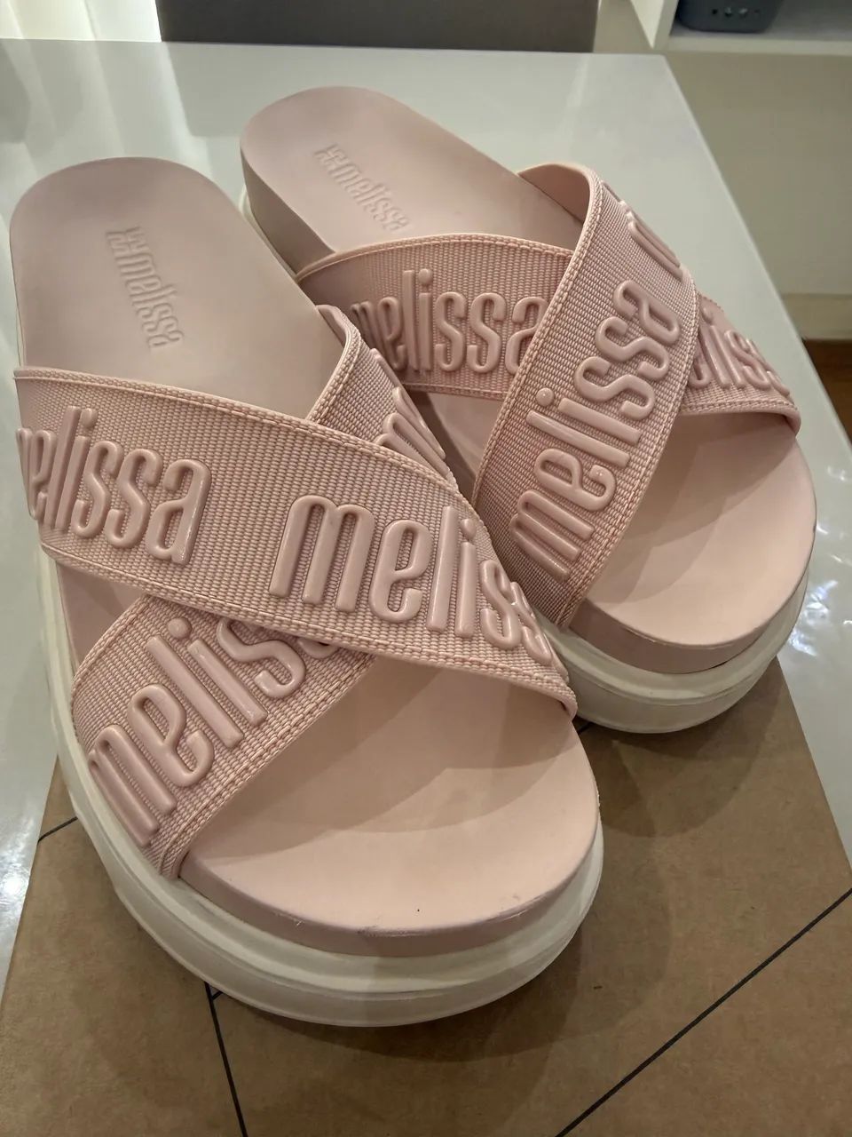 Vendo Melissa original usada uma vez  - Foto 2