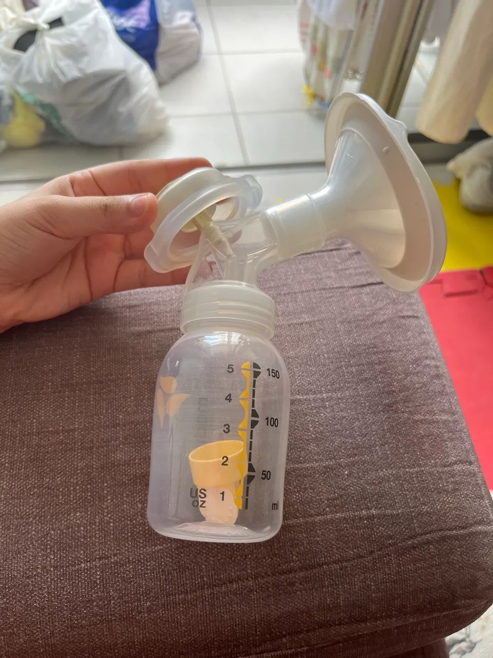 Extrator de leite manual- Medela - Foto 4