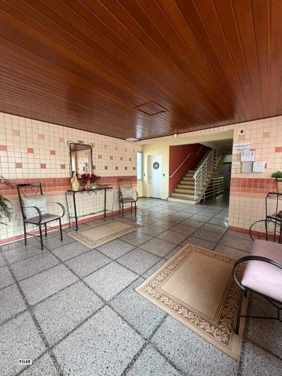 Apartamento de 01 dormitório totalmente mobiliado - Foto 2