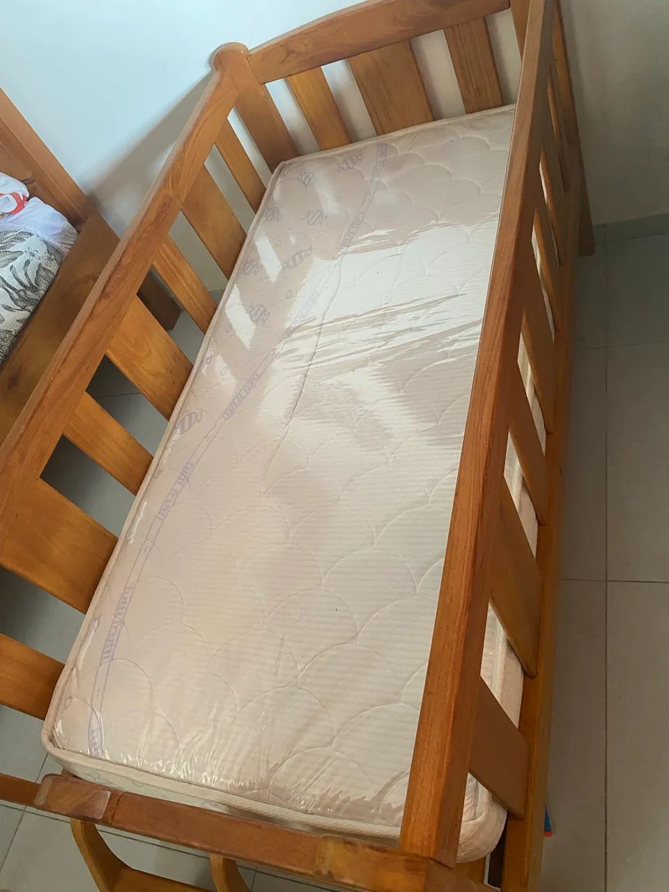 Cama infantil de madeira - Foto 4