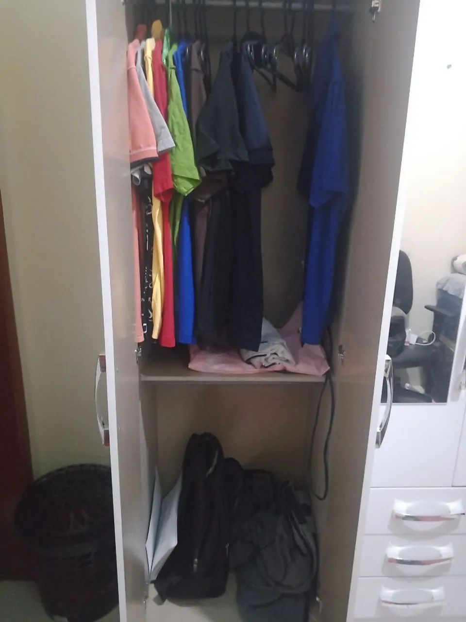 Guarda roupa 6 portas  - Foto 2