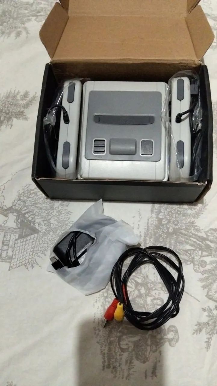  Super Mini Sfc Com 620 Jogos Troco em jogos de Mega Drive,Sup.Nintendo ou Nintendo 64. - Foto 2