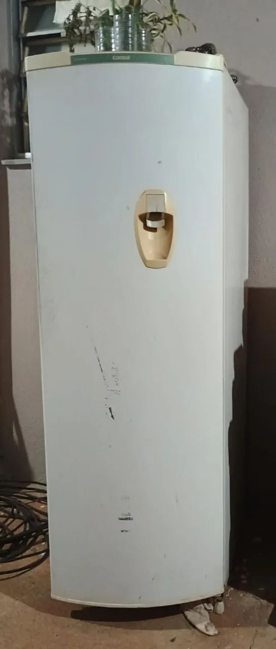 Geladeira com dispenser 