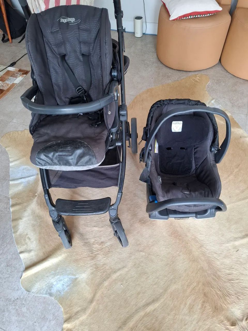 Carrinho de Bebê + Bebê Conforto
