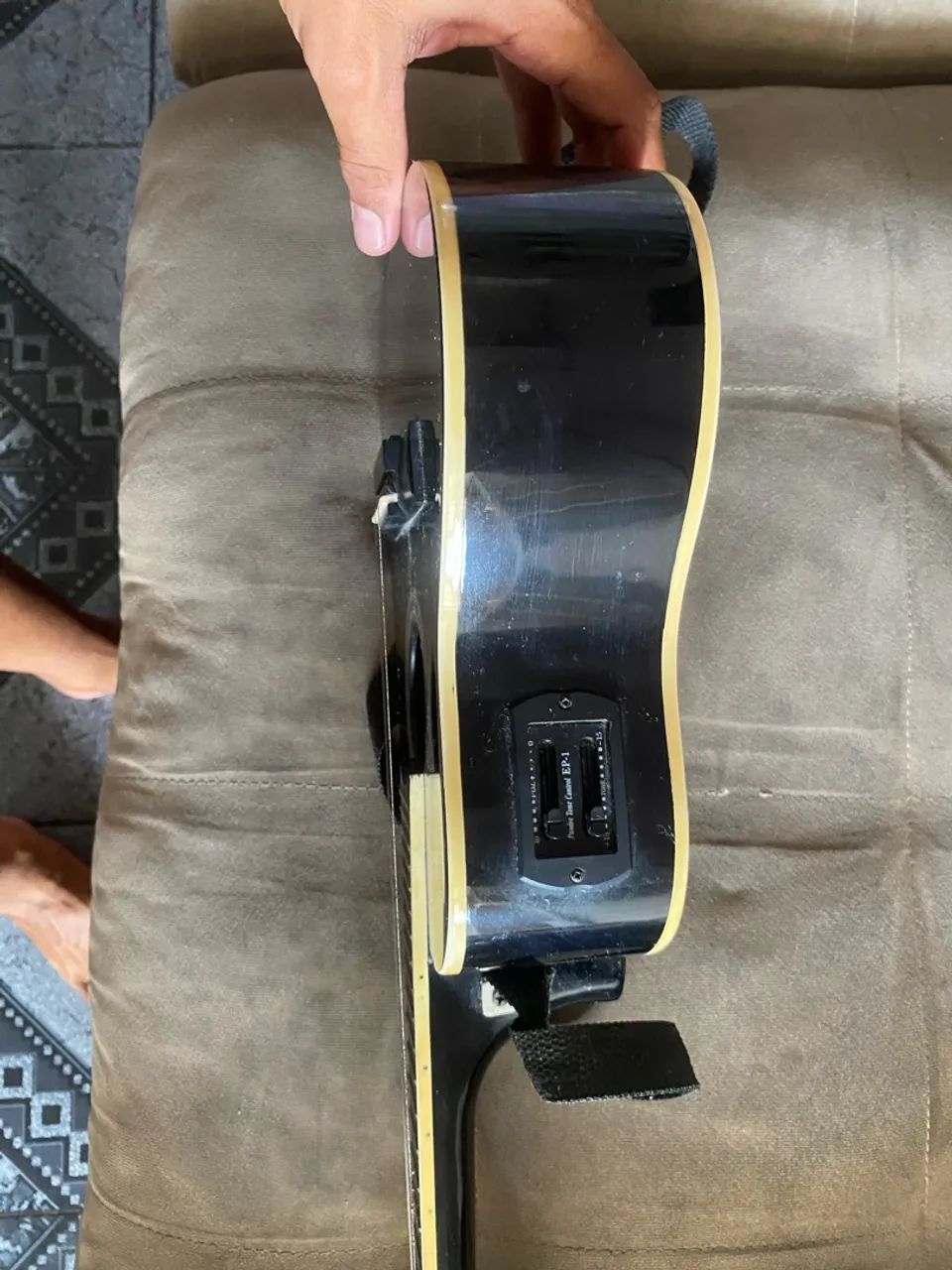 Vende se cavaquinho  - Foto 2