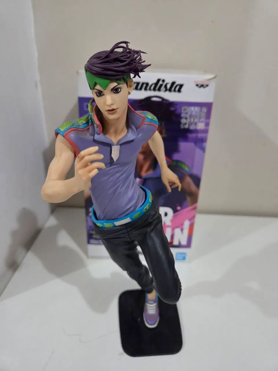 Figure Rohan Kishibe original com caixa - JoJo