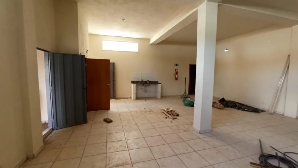 Comercial Prédio em Uberlândia - Foto 2