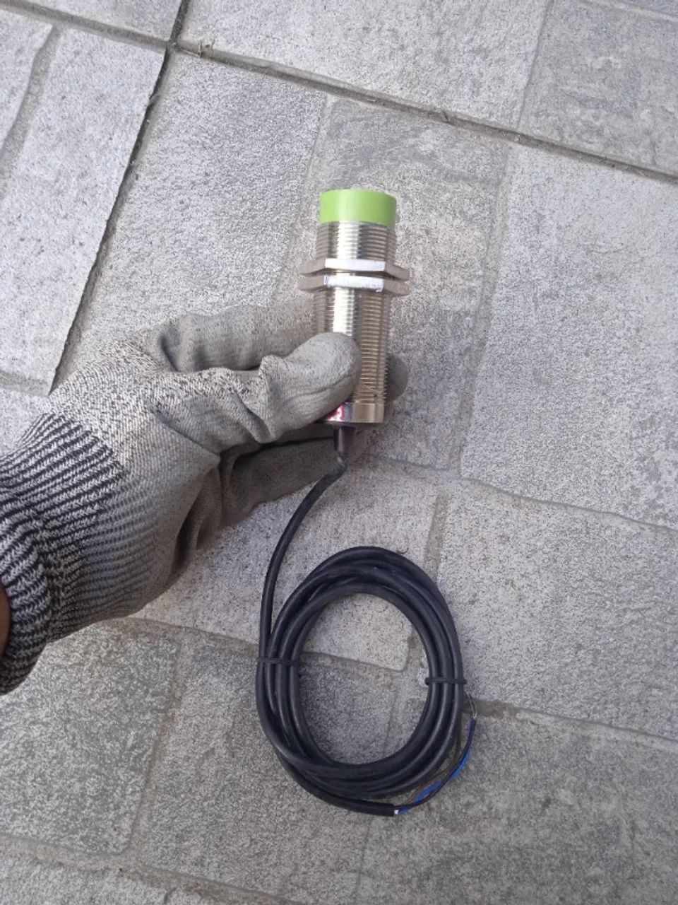 Sensor indutivo tubular cilíndrico - Foto 4
