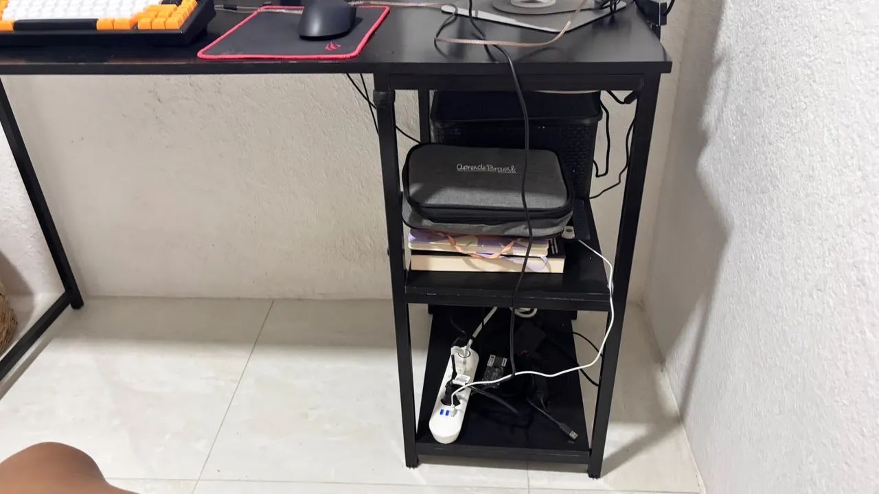 Escrivaninha  - Foto 2
