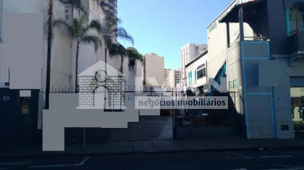 Área à venda no Centro