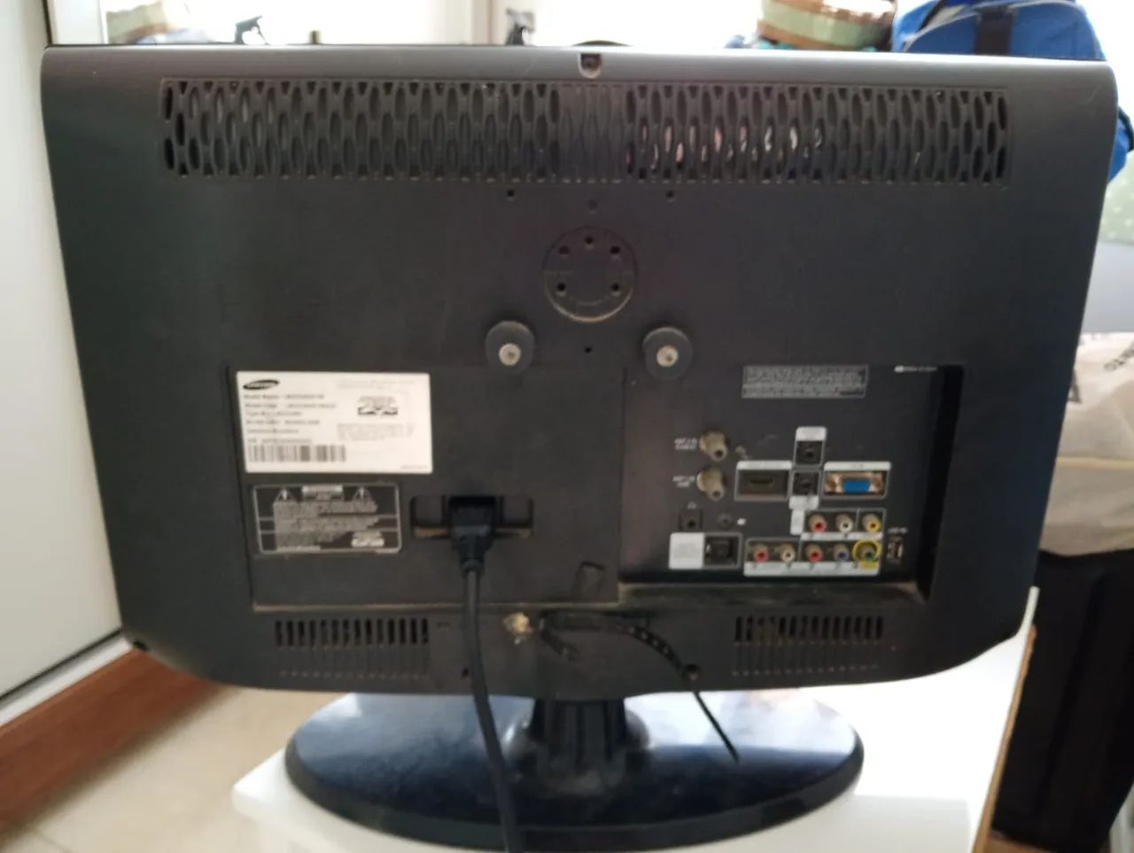 Vendo TV Samsung 22 p - Foto 2