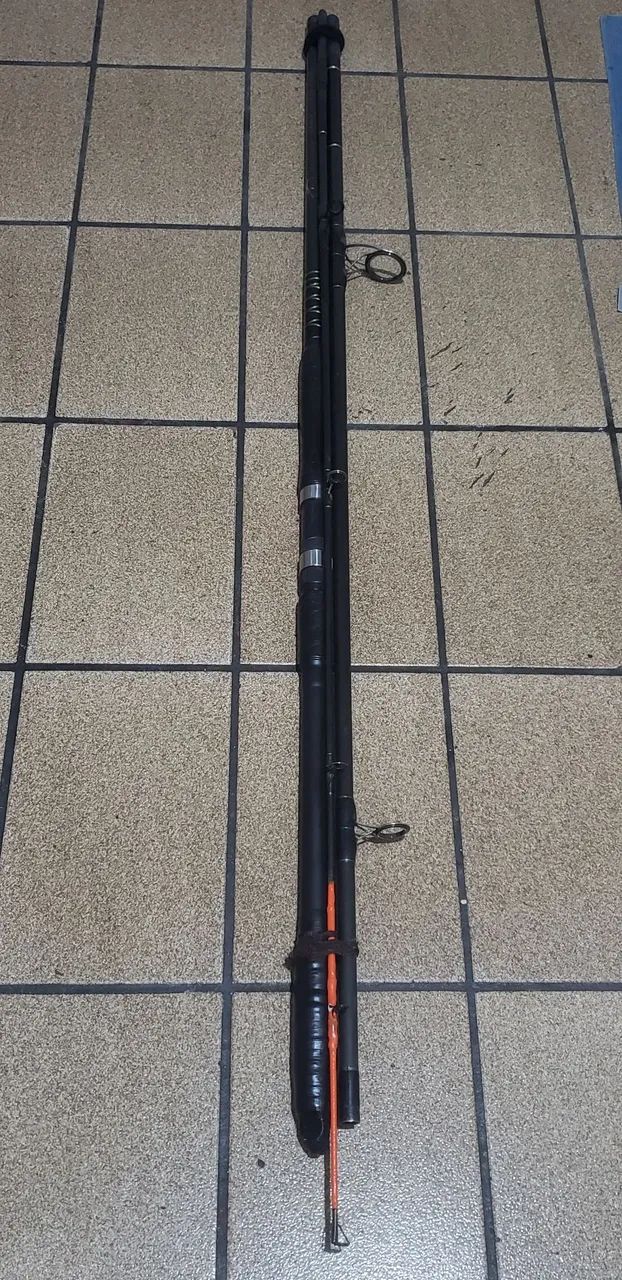 Vara top e resistente vara de 4.20.e 4.50    200.cada uma .   3cada ums - Foto 3