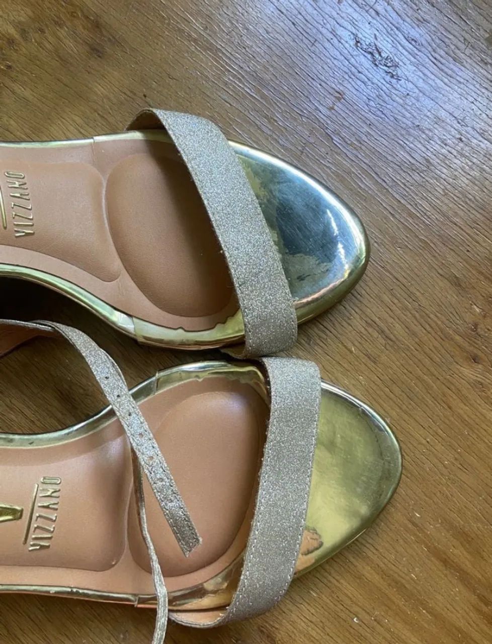 Sandália Vizzano Glitter Dourado 37