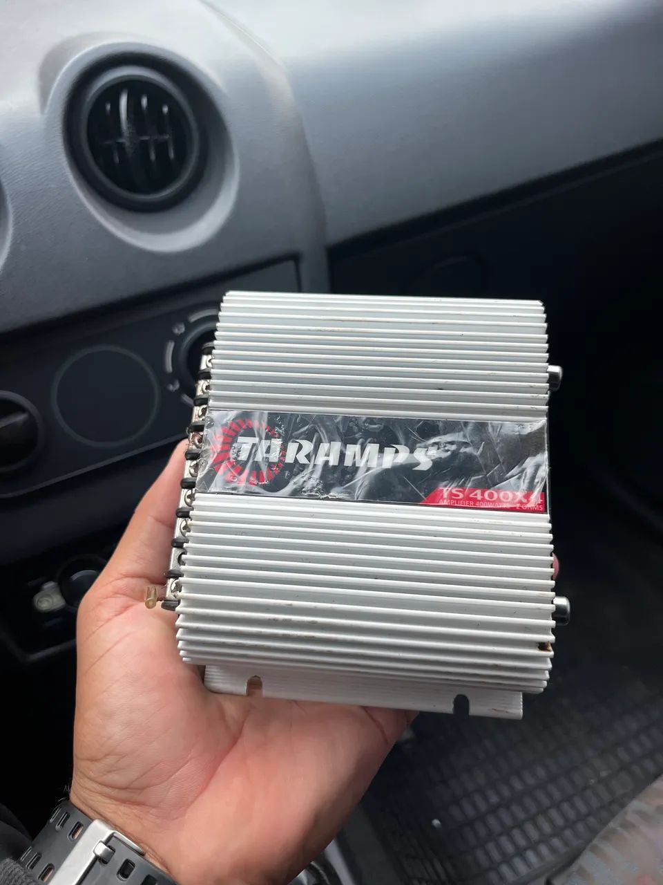 TARAMPS TS400x4 usada - Peças para carros, vans e utilitários