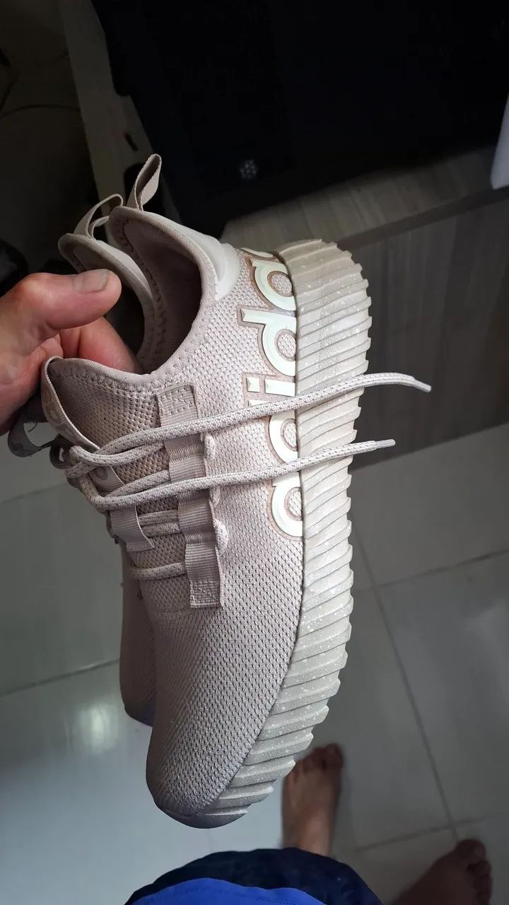 Tênis addidas 41/42