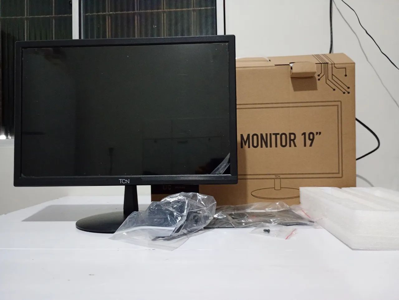 Monitor 19 polegadas novo na caixa  - Foto 3