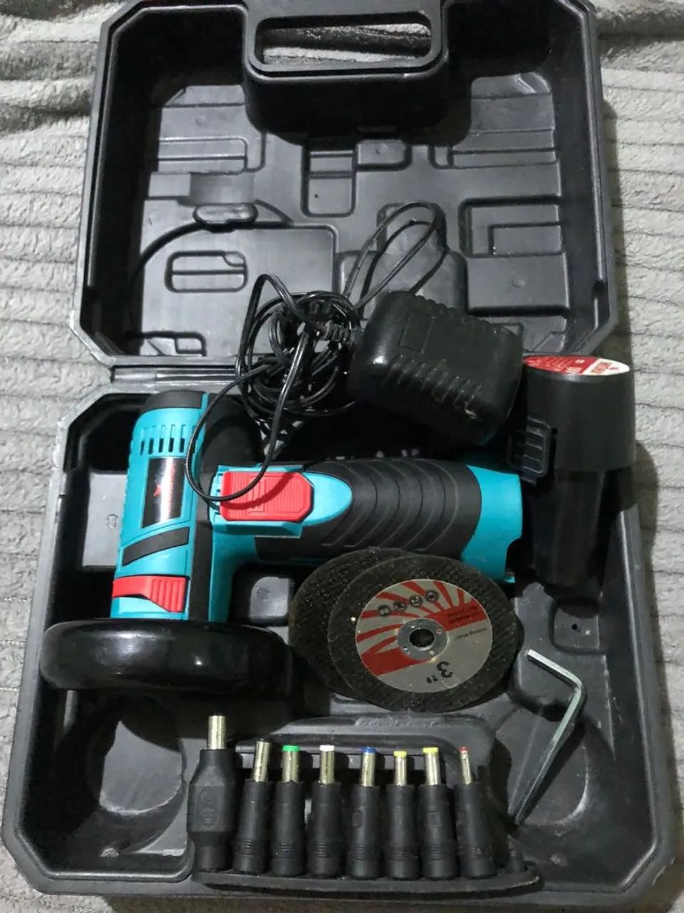 Lixadeira mini 