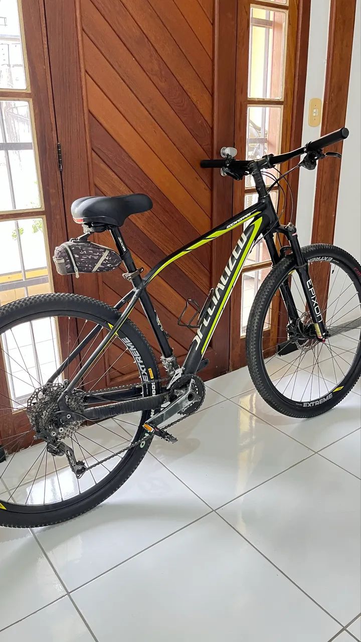 Bicicleta Aro 29 Specialized 