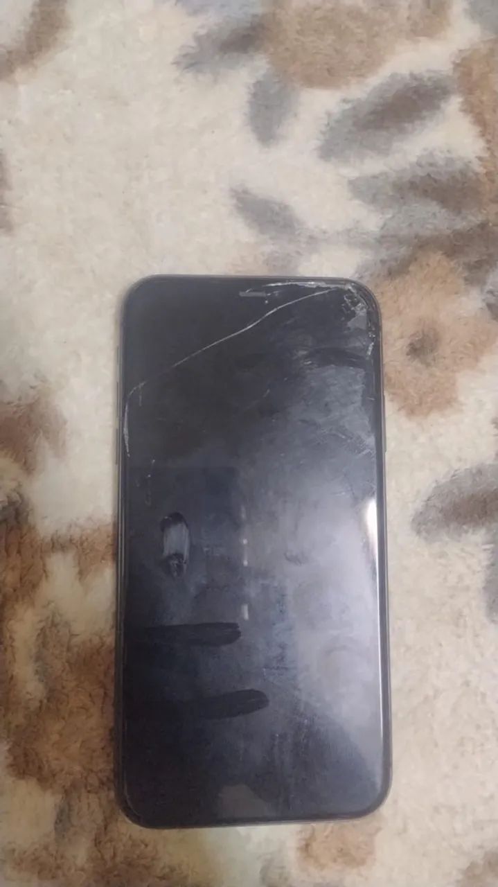 iPhone 11 64GB - Foto 2