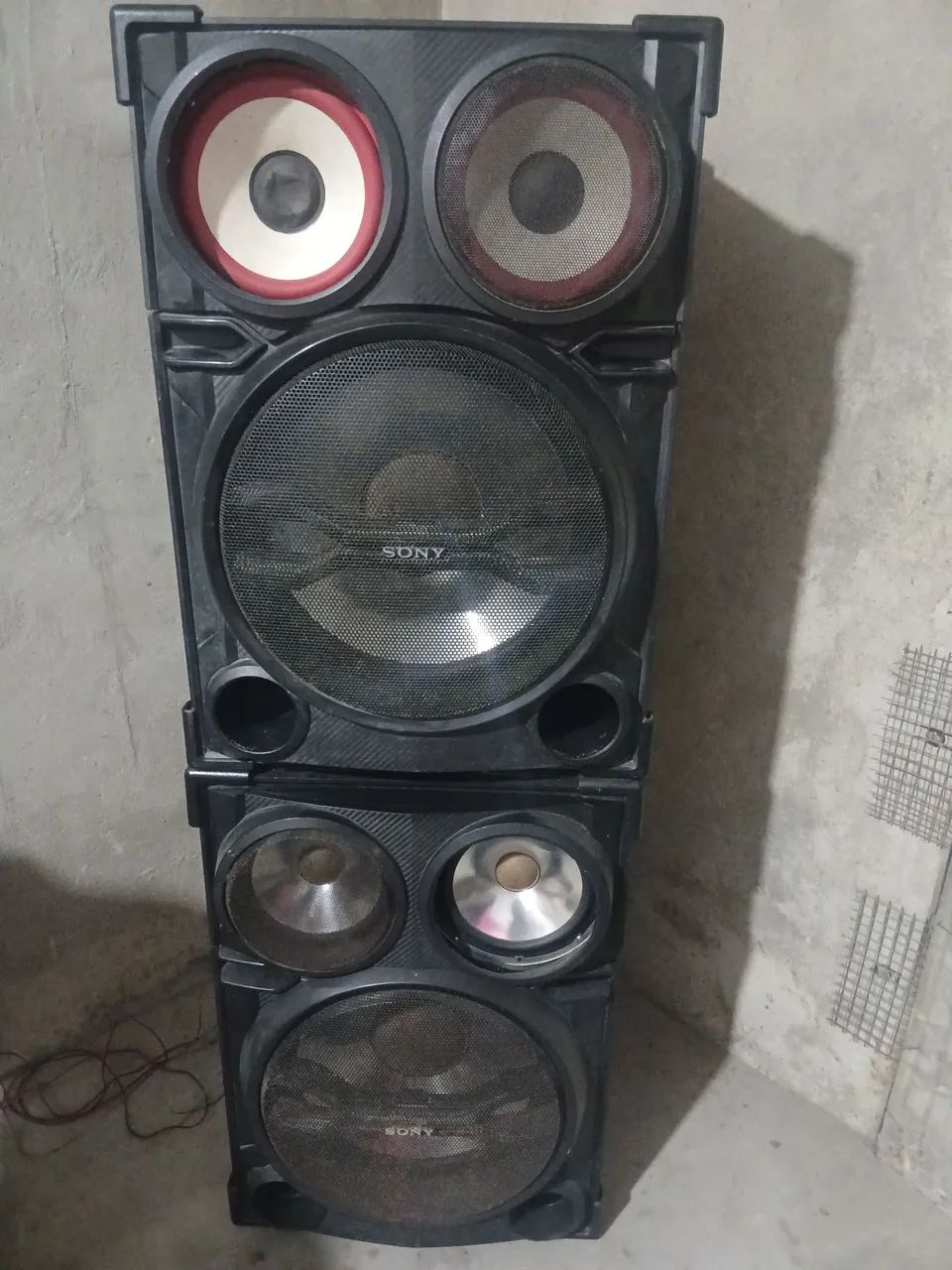 VENDO DUAS CAIXAS DA SONY MODIFICAR 