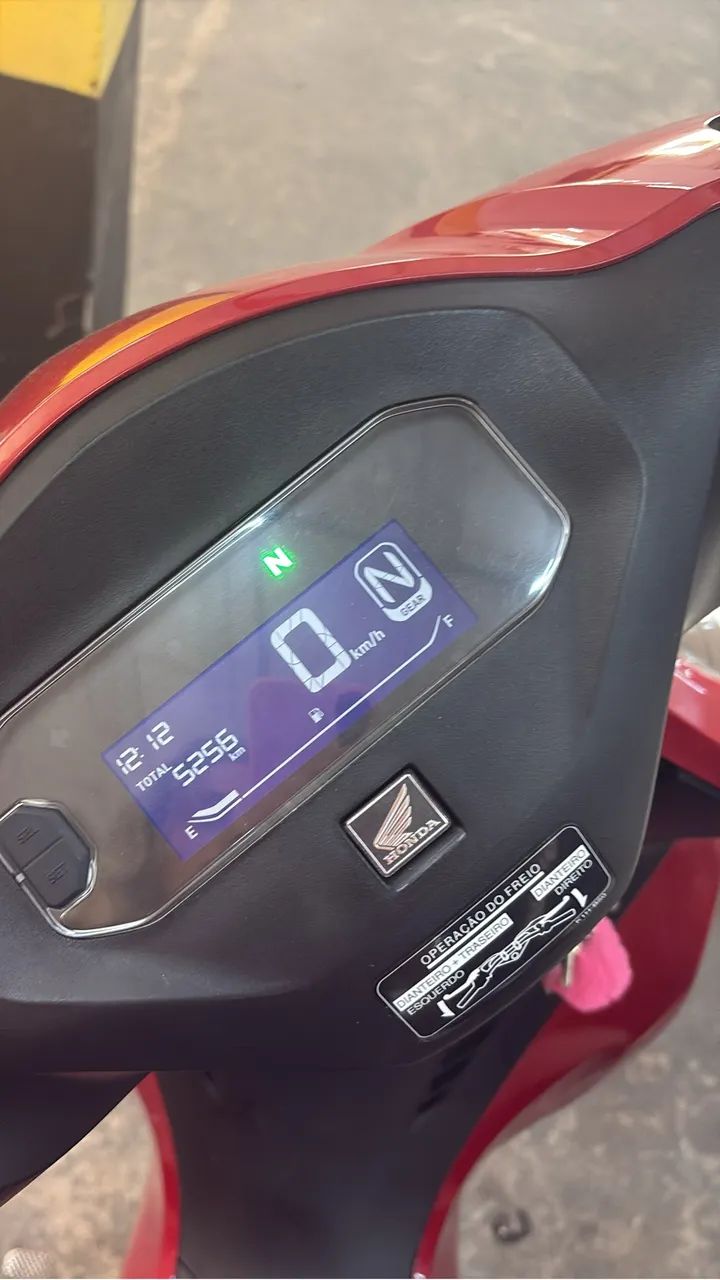 Moto semi nova