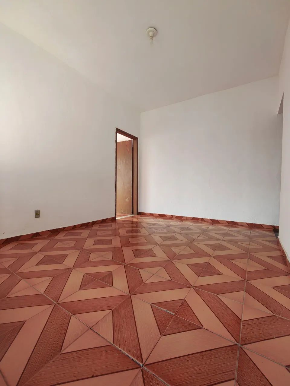 Lote 525m² bairro Belmonte com casa e kitnet  - Foto 2